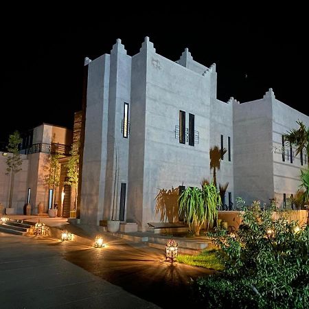 Le Petit Chateau Des Anges Bed & Breakfast Marrakesh Exterior photo